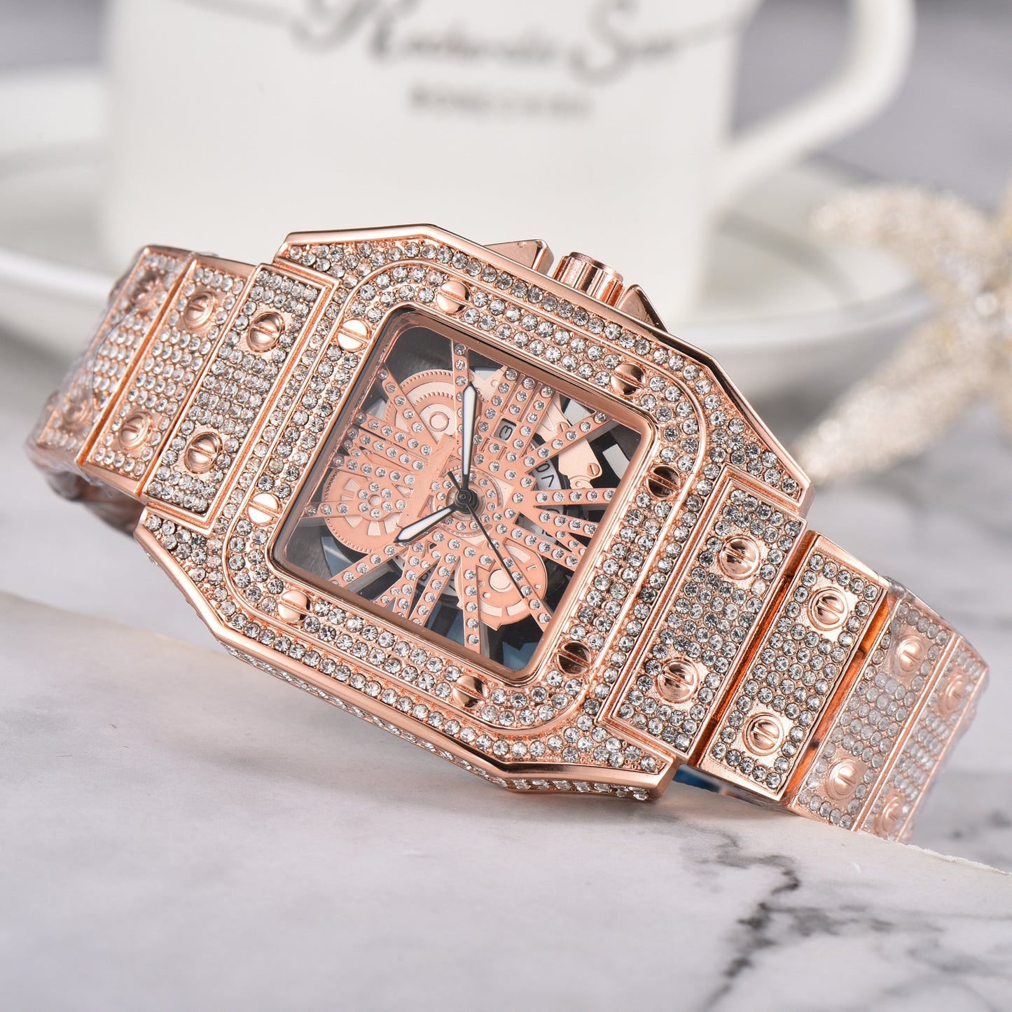 Rose Gold Iced Out, Logo